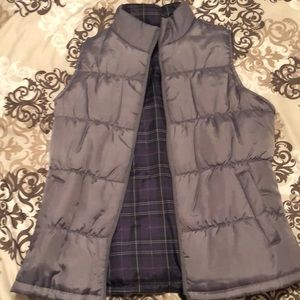Reversible vest